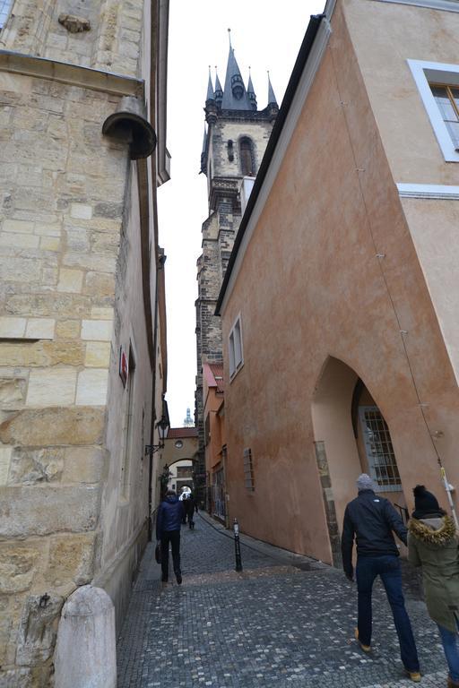 דירות פראג Cozy Flat By The Astronomical Clock מראה חיצוני תמונה