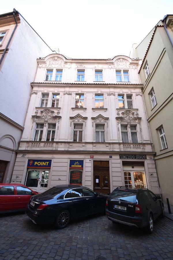 דירות פראג Cozy Flat By The Astronomical Clock מראה חיצוני תמונה