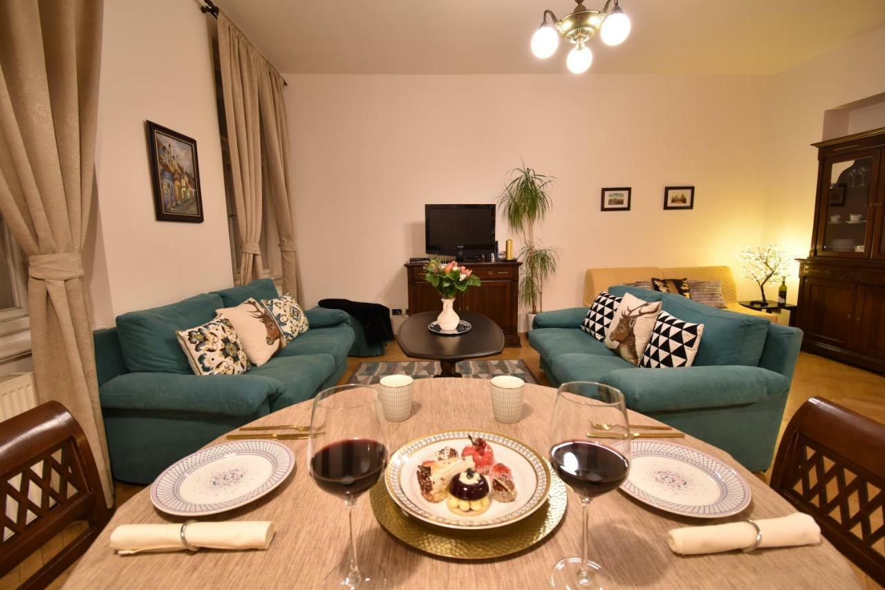 דירות פראג Cozy Flat By The Astronomical Clock מראה חיצוני תמונה
