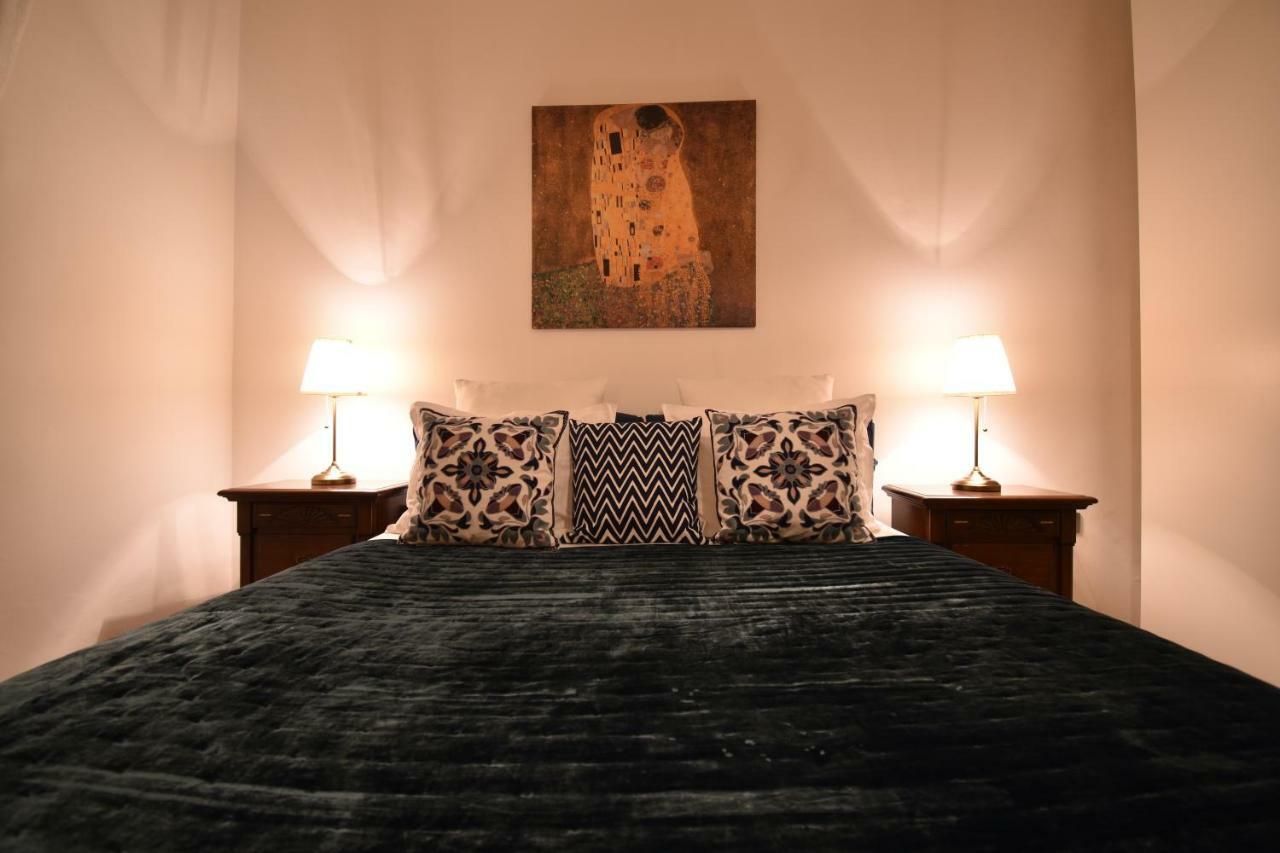 דירות פראג Cozy Flat By The Astronomical Clock מראה חיצוני תמונה